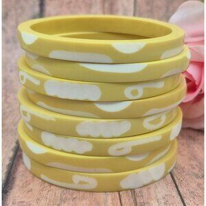 Set of 8 Lucite Yellow & White Stackable Bangle Bracelets Retro